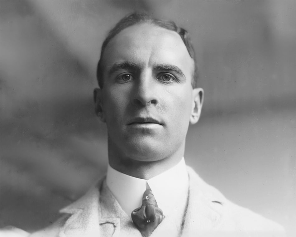 Black and white photo os James Cecil Parke 